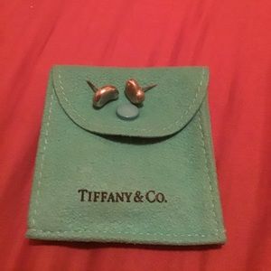 Authentic T&Co Elsa Peretti Bean earrings